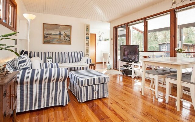 Cozy Holiday Home in Rødby near Sea