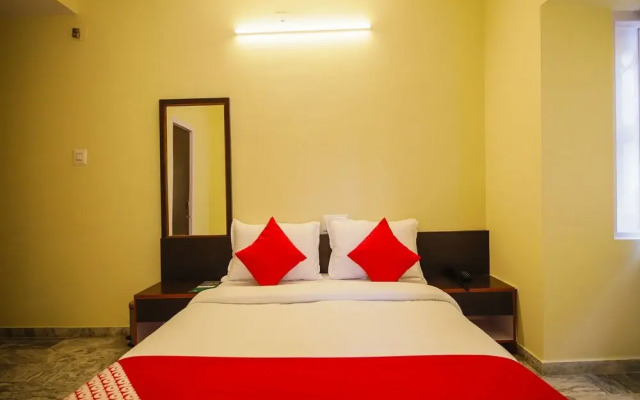 OYO 23500 Hotel Blue Valley