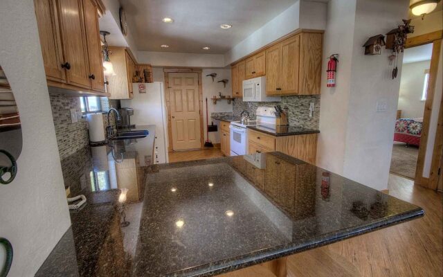 Pinehill Ponderosa by Lake Tahoe Accommodations