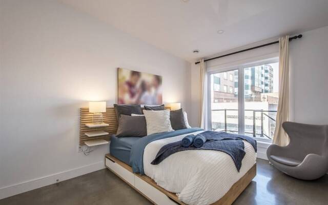 Luxury 2 Bedroom Apartment Downtown Halifax - Free Parking