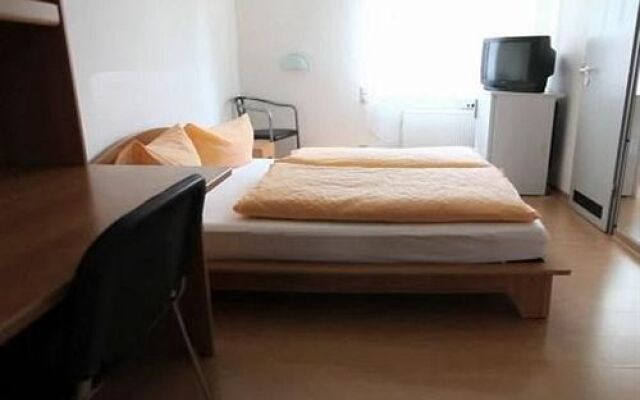 Advance Hotel zum Hahn
