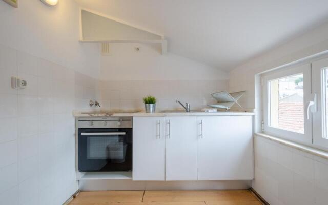 118 D - Roof House in Avenida - Lisbon