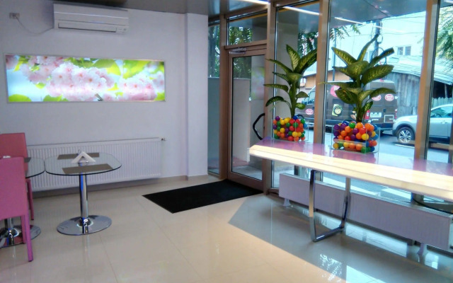 Hotel Christina Plus