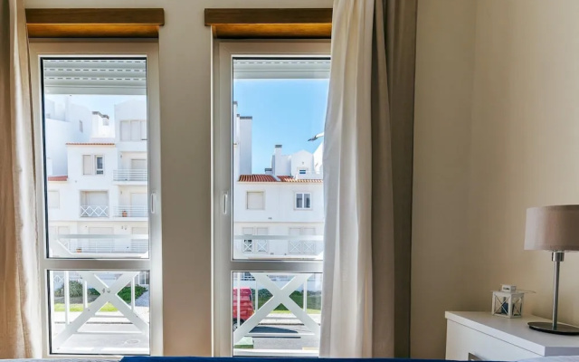 Baleal Beachfront Apartment