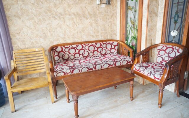 OYO 93069 Penginapan Sumber Rizki