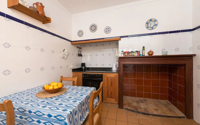 H Rreo in Campos With 3 Bedrooms and 2 Bathrooms