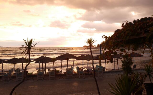 Blue Bay Beach Hotel