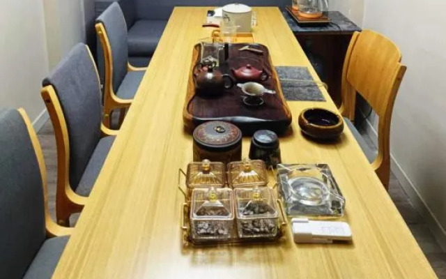 Homeinn Hotel (Yuxi People's Hospital Wanda Plaza)