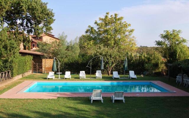 Stunning private villa for 8 guests with WIFI, private pool, TV, terrace, pets allowed and parking