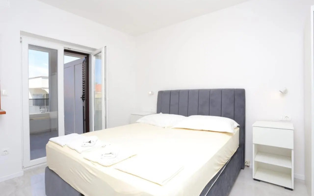 Apartments with a parking space Baska Voda, Makarska - 6773