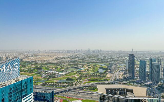 HiGuests - The Marina Torch