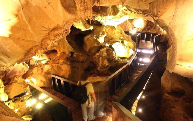 Buddha Peaceful Oasis