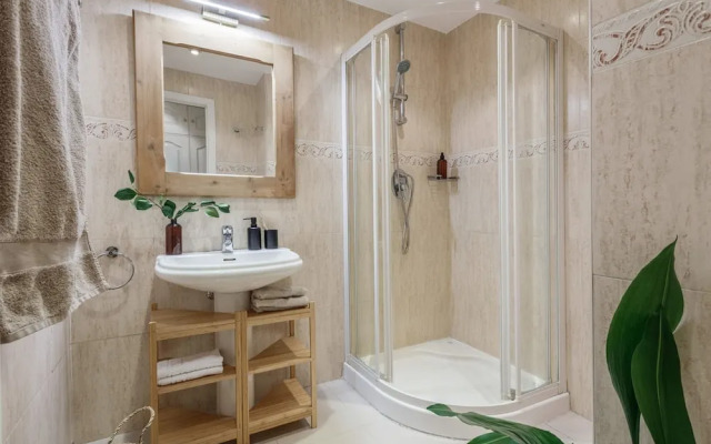 Laut - 3 Bedrooms and Terrace in Almagro