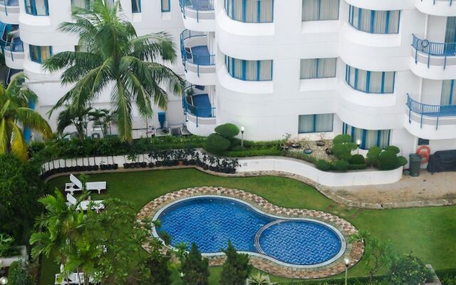 2 Bedroom Park Royale Apartment By Travelio