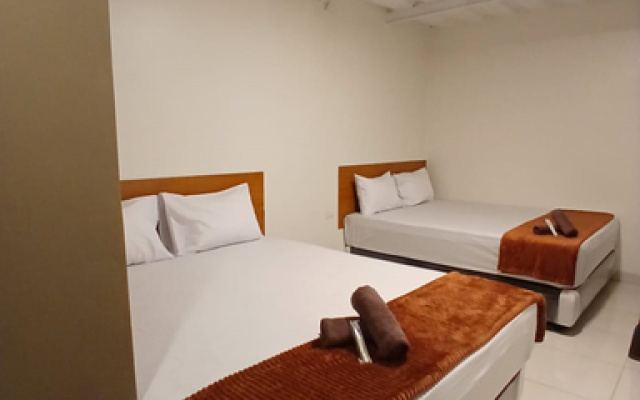 Aquila Family Homestay – Guest Rooms – Bandar Lampung