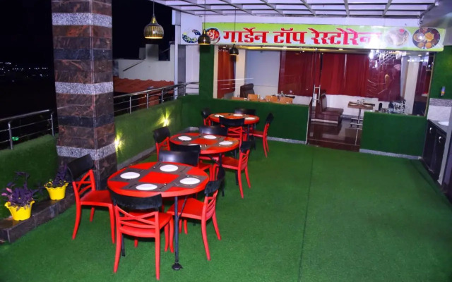 Hotel Anand International