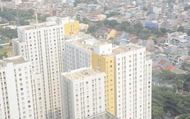 Comfy 2BR Apartment at Green Bay Pluit near Baywalk Mall By Travelio