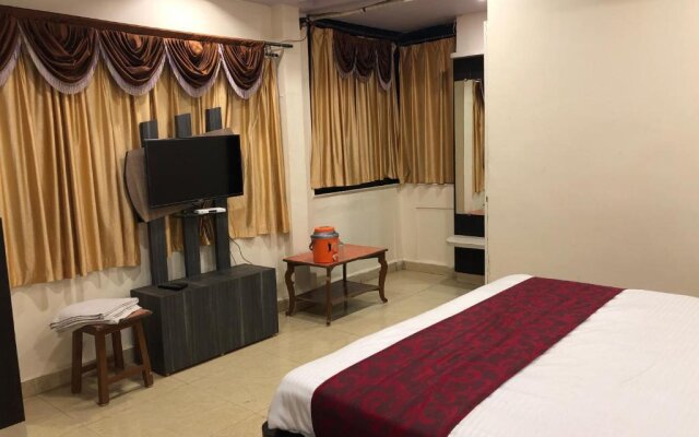 Hotel Satpura Safari