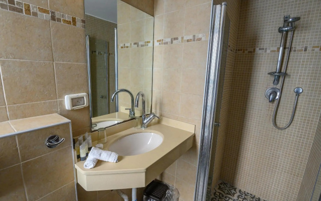 Shirat Hayam - Boutique Hotel