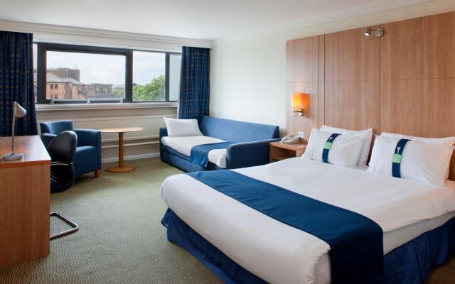 Holiday Inn Cardiff City Centre by IHG