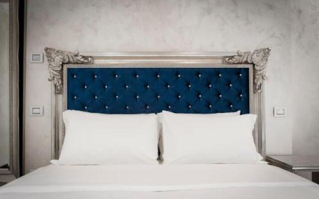Arena Easy Suites Guesthouse