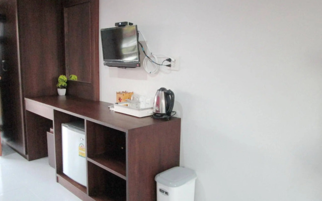 Lanta Riviera Villa Resort