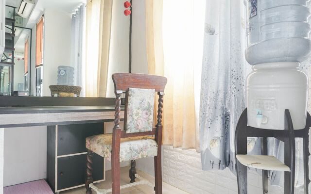 Unique and Classy Studio Room at Maple Park Sunter Apartment