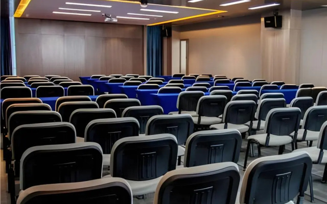 Echarm Hotel Wuhan Jiangxia Zhongbai Plaza