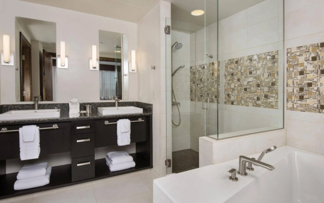 Tetherow Resort