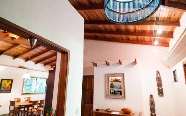 4BR Villa Motmot in w Exclusive Pool Wifi AC