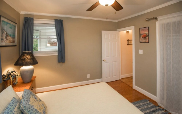 Off The Board - 5 Br Home