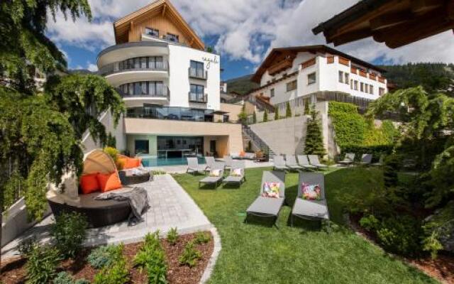 Nagalu Hotel Garni
