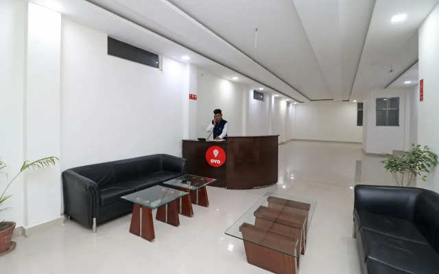 OYO 10668 Hotel Viditva 3