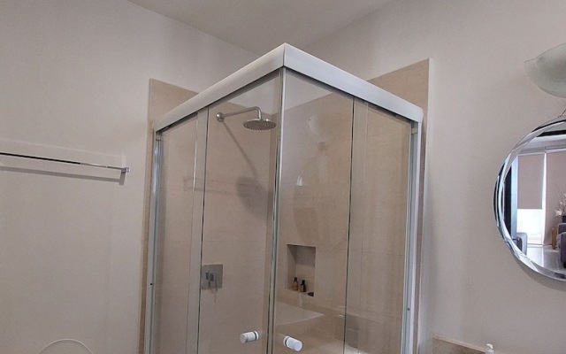Condo con vista al mar en Torre 2501