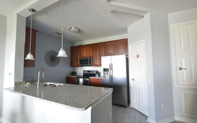 Vista Cay Inn by Densco