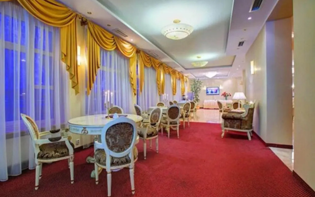 Hotel Holiday Park
