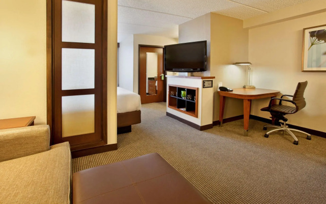 Hyatt Place across from Universal Orlando Resort