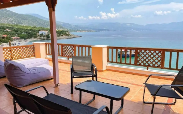 Nereides Seaside Apartments