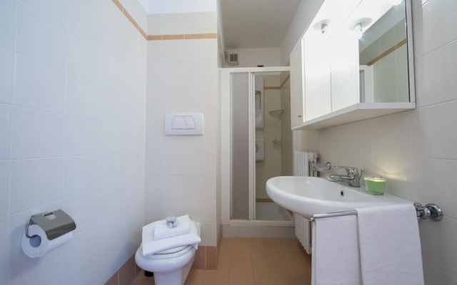 Porto Letizia Begonia 6