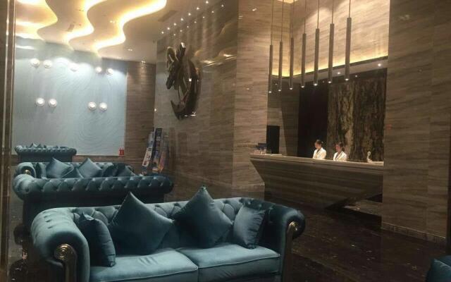 Foger Yacht Hotel