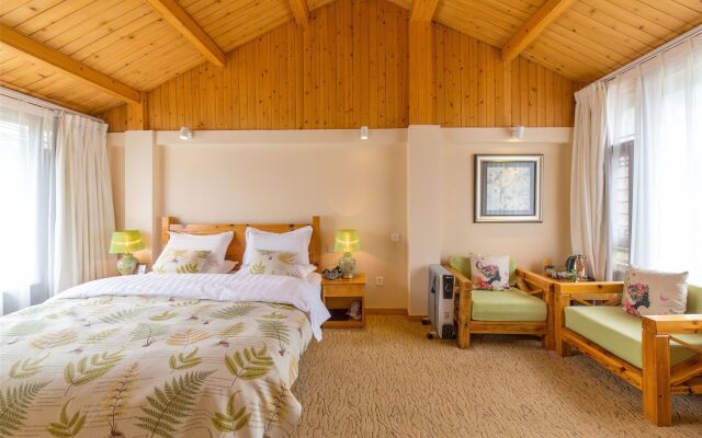 C'est La Vie Boutique Inn