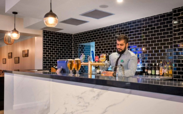 Mercure Goulburn