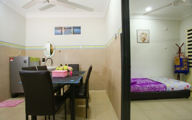 Homestay Honey Sungai Petani - photo 5