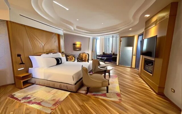 Sillage Palace Sky & Spa