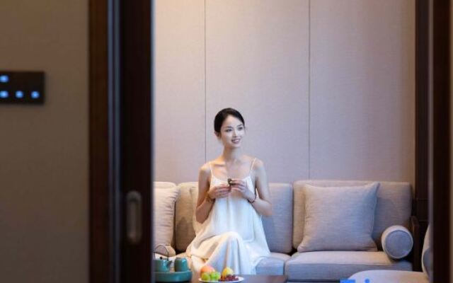 Tongren Zhongnanmen Ancient City·Fengyi Fanju