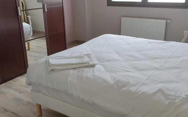 Appartement 4 chambres Sur la Cave