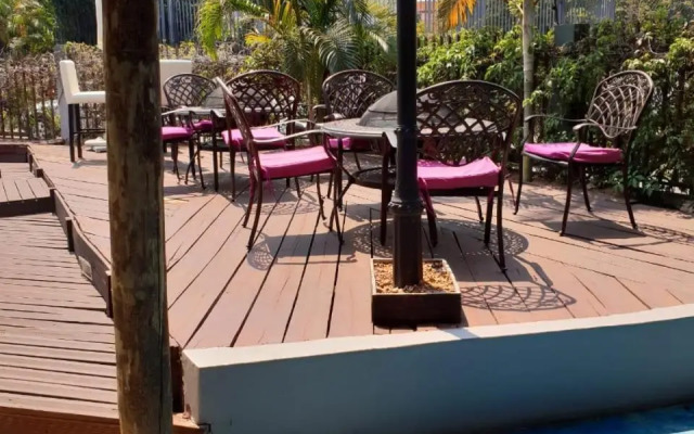 Orquidea GuestHouse Spa & Restaurant