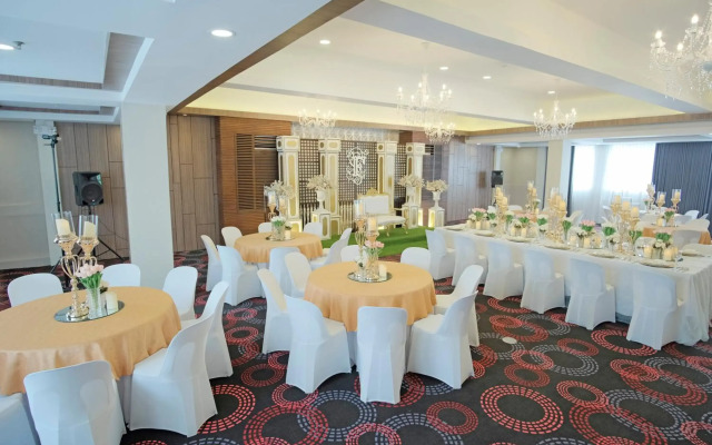Fersal Hotel Malakas