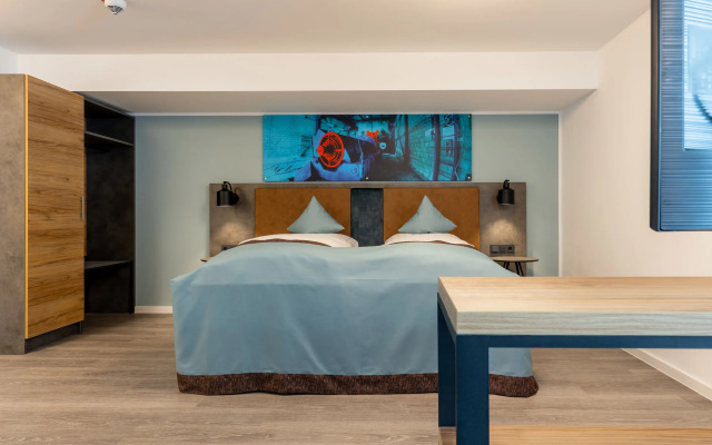 Trip Inn Living & Suites