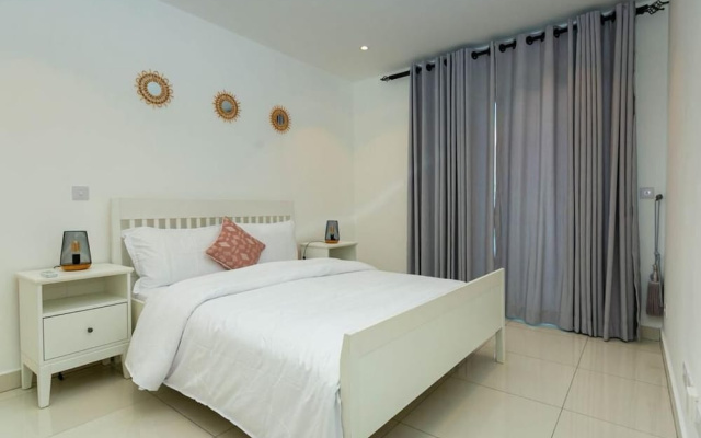 Peravi Suites at The Lennox